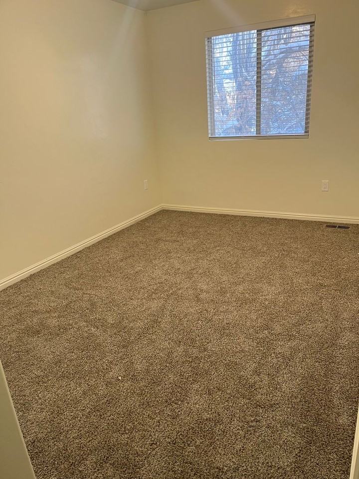 528 N 1380 W #5 - Photo 3 of 7