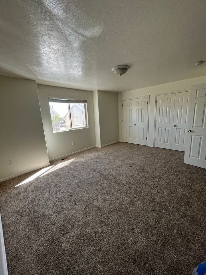 546 N 1380 W #1 - Photo 4 of 9