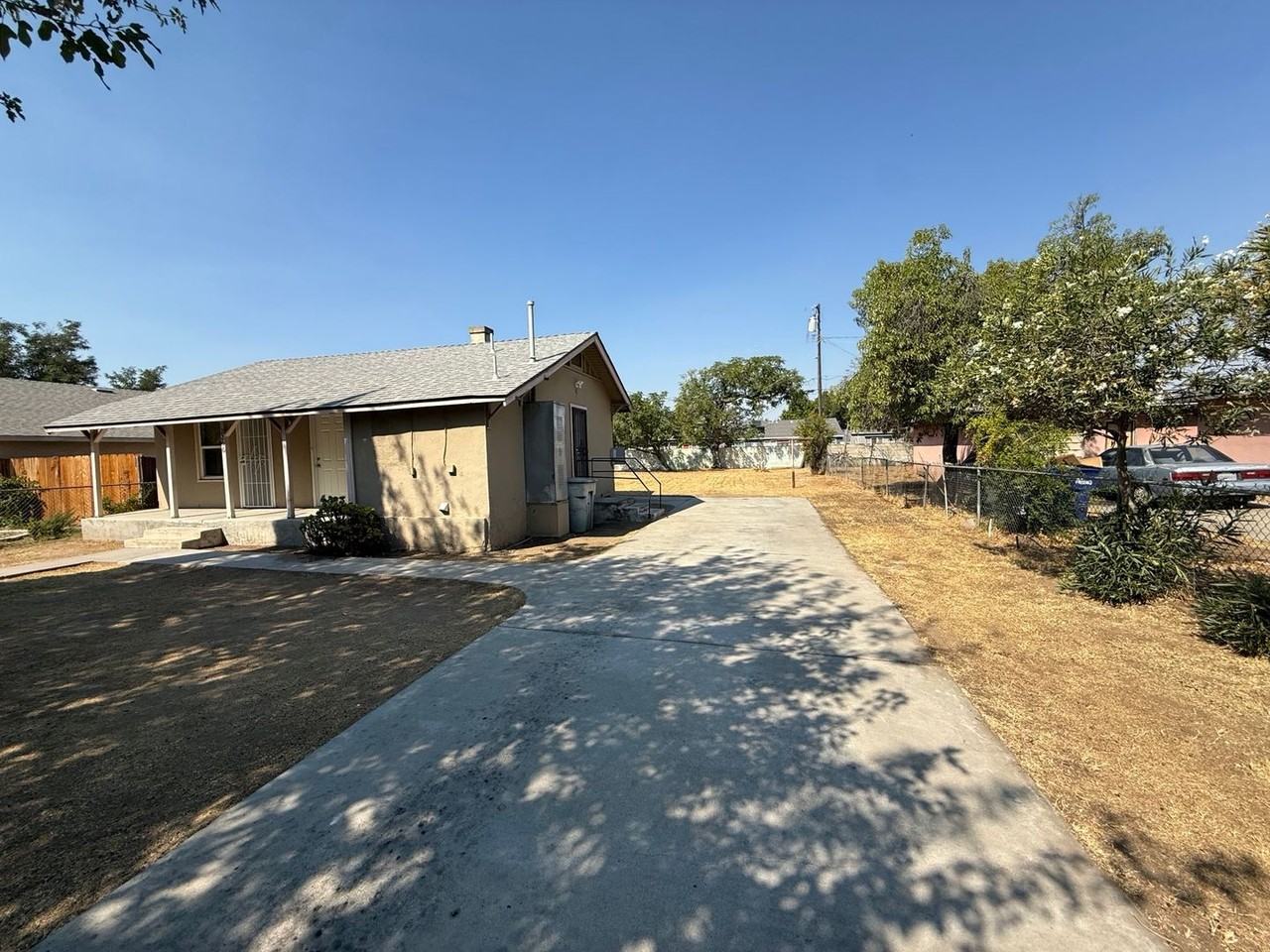 2266 S Eunice Ave - Photo 5 of 6