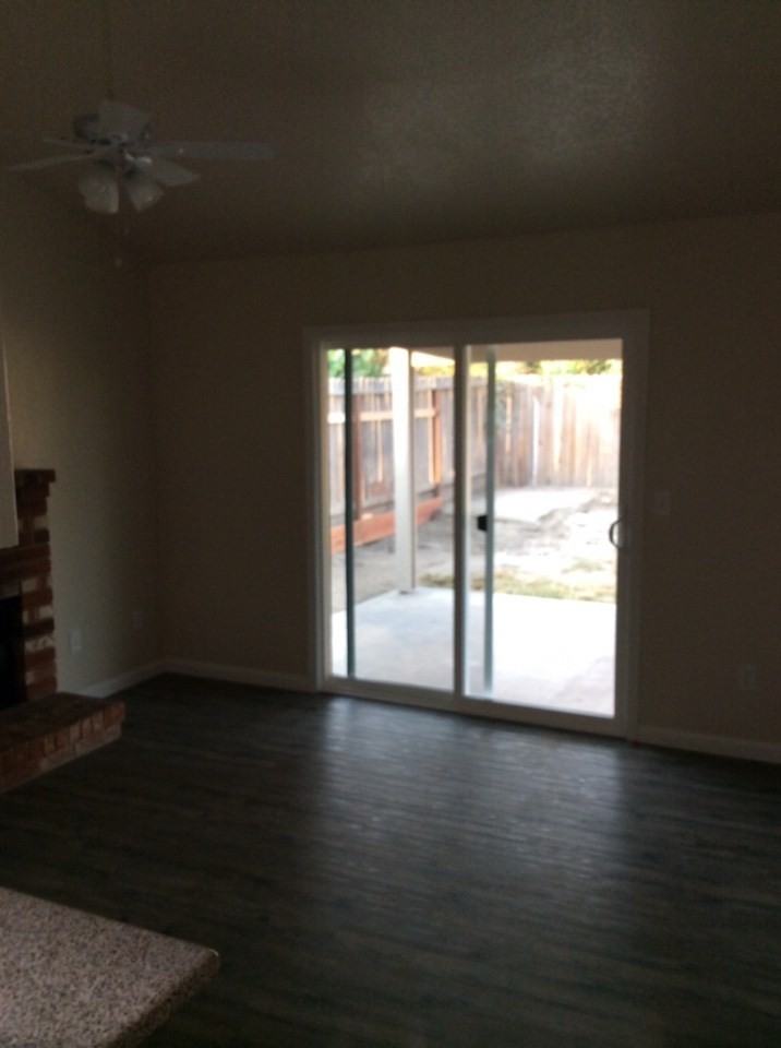 1743 N Maple St - Photo 6 of 28