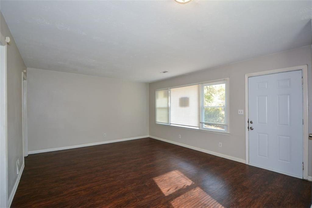 2259 Nelms Dr Sw - Photo 7 of 35