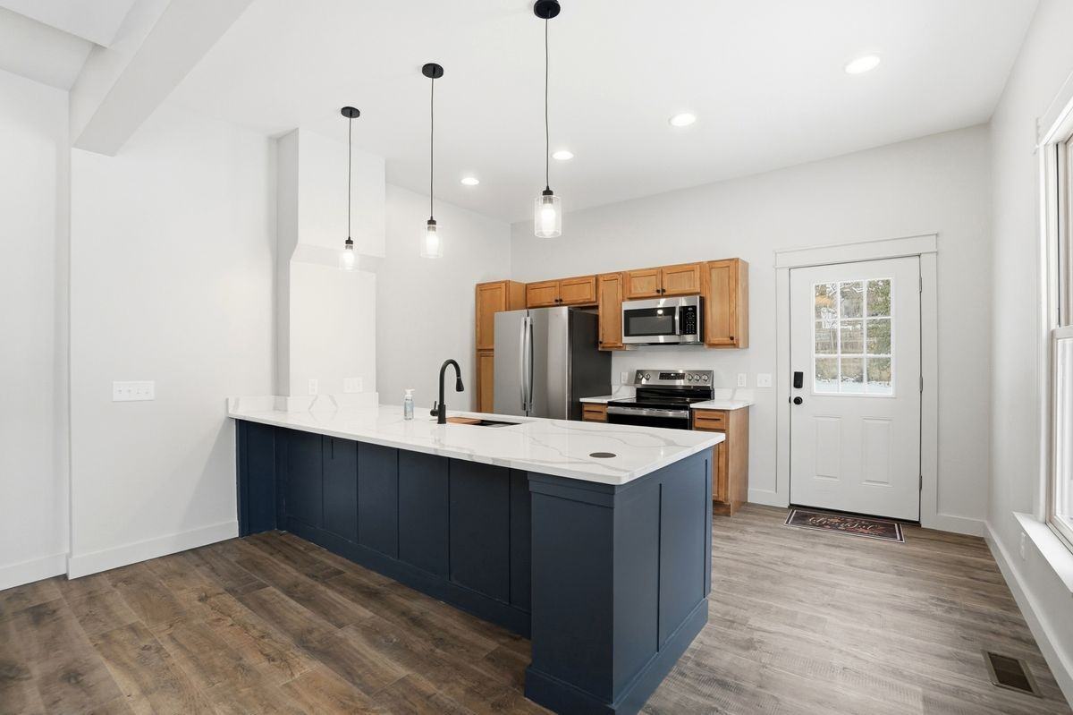 131 S C St - Photo 6 of 20