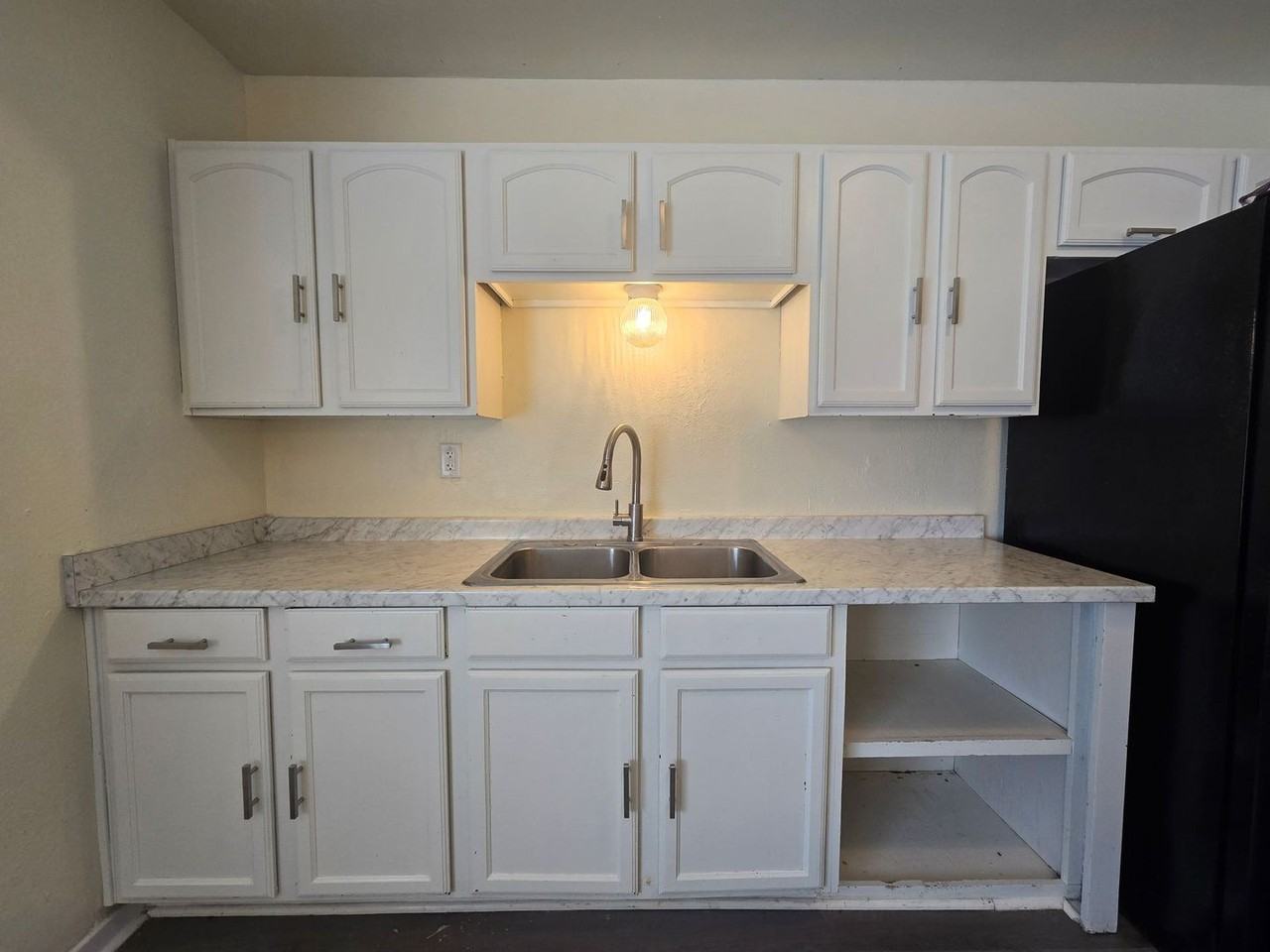 6704 Wagon Wheel Dr - Photo 4 of 19