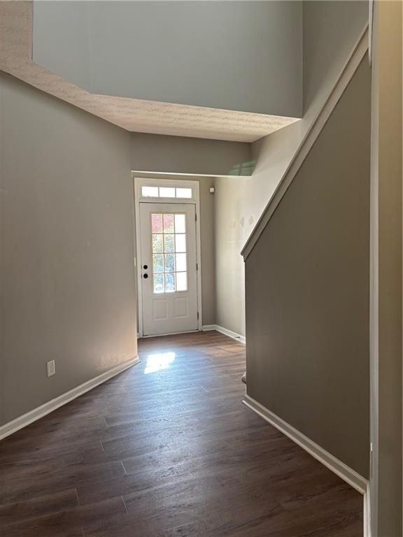 303 Barberry Pl - Photo 7 of 37