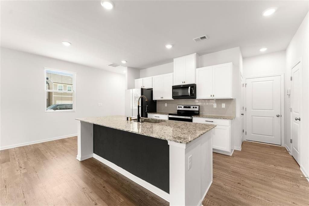 59 Lumpkin Ln - Photo 3 of 11