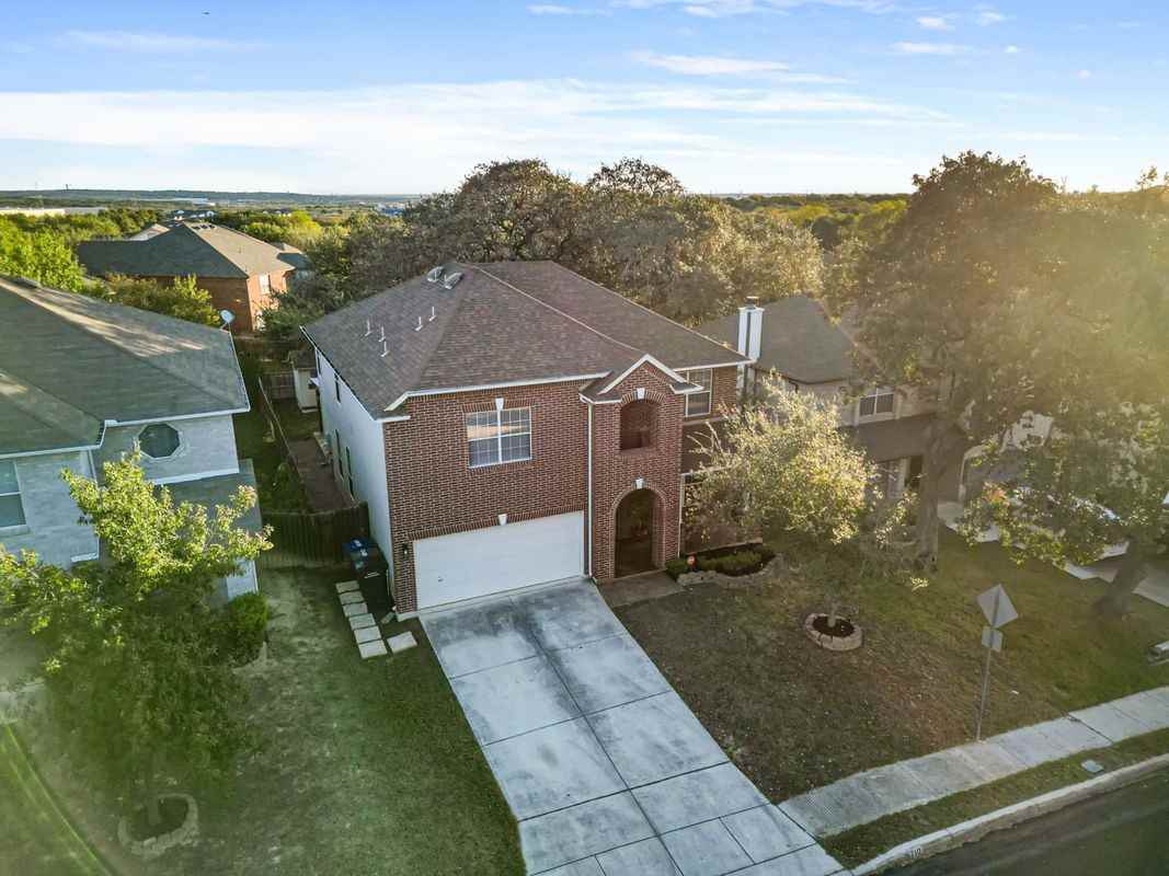 16710 Basin Oak - Photo 2 of 29
