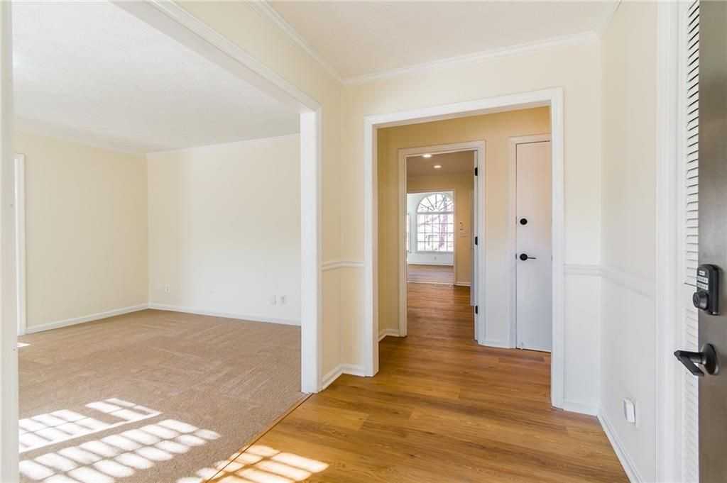 905 Tanglewood Trl - Photo 5 of 47