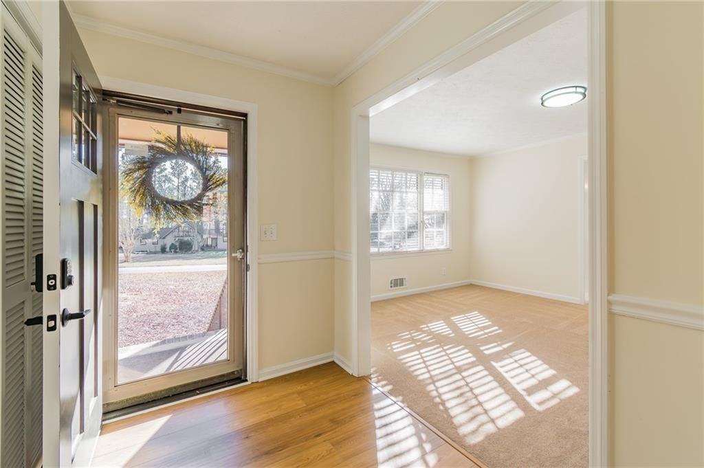 905 Tanglewood Trl - Photo 6 of 47