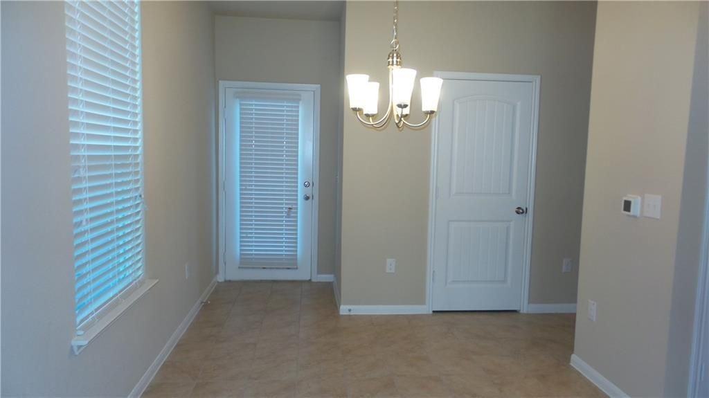 2204 Langdale Ln - Photo 2 of 5