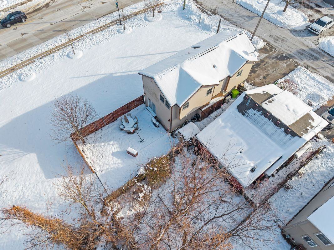 3020 Grove St - Photo 2 of 30