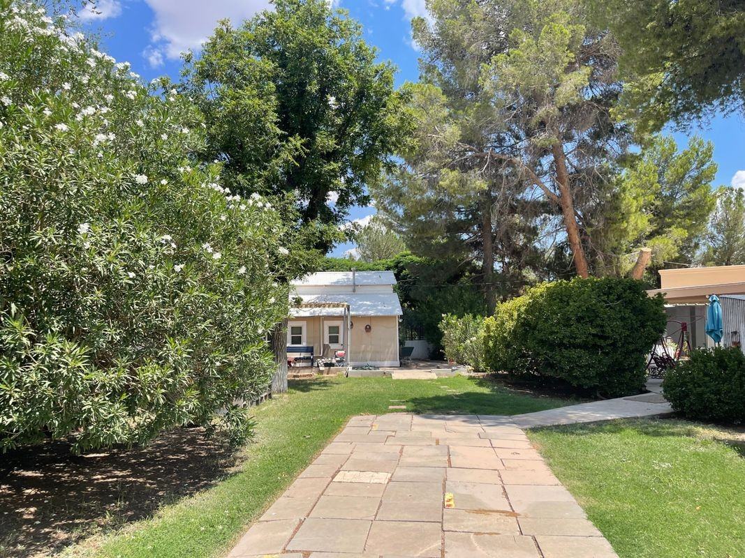 201 Wenda Dr - Photo 5 of 16