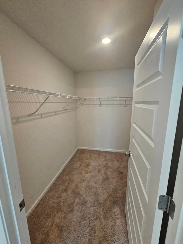 4075 Silver Spur Rd - Photo 5 of 12