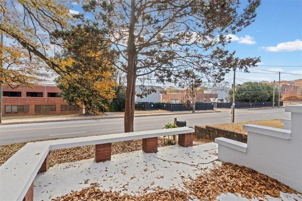 449 10th St Nw - Photo 2 of 40