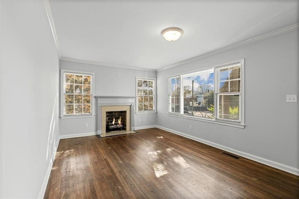 449 10th St Nw - Photo 5 of 40