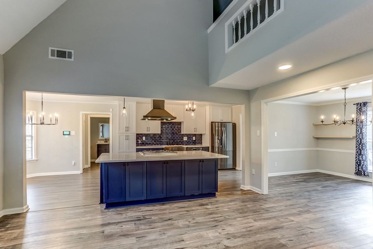 3106 Valley Lake Dr - Photo 4 of 35