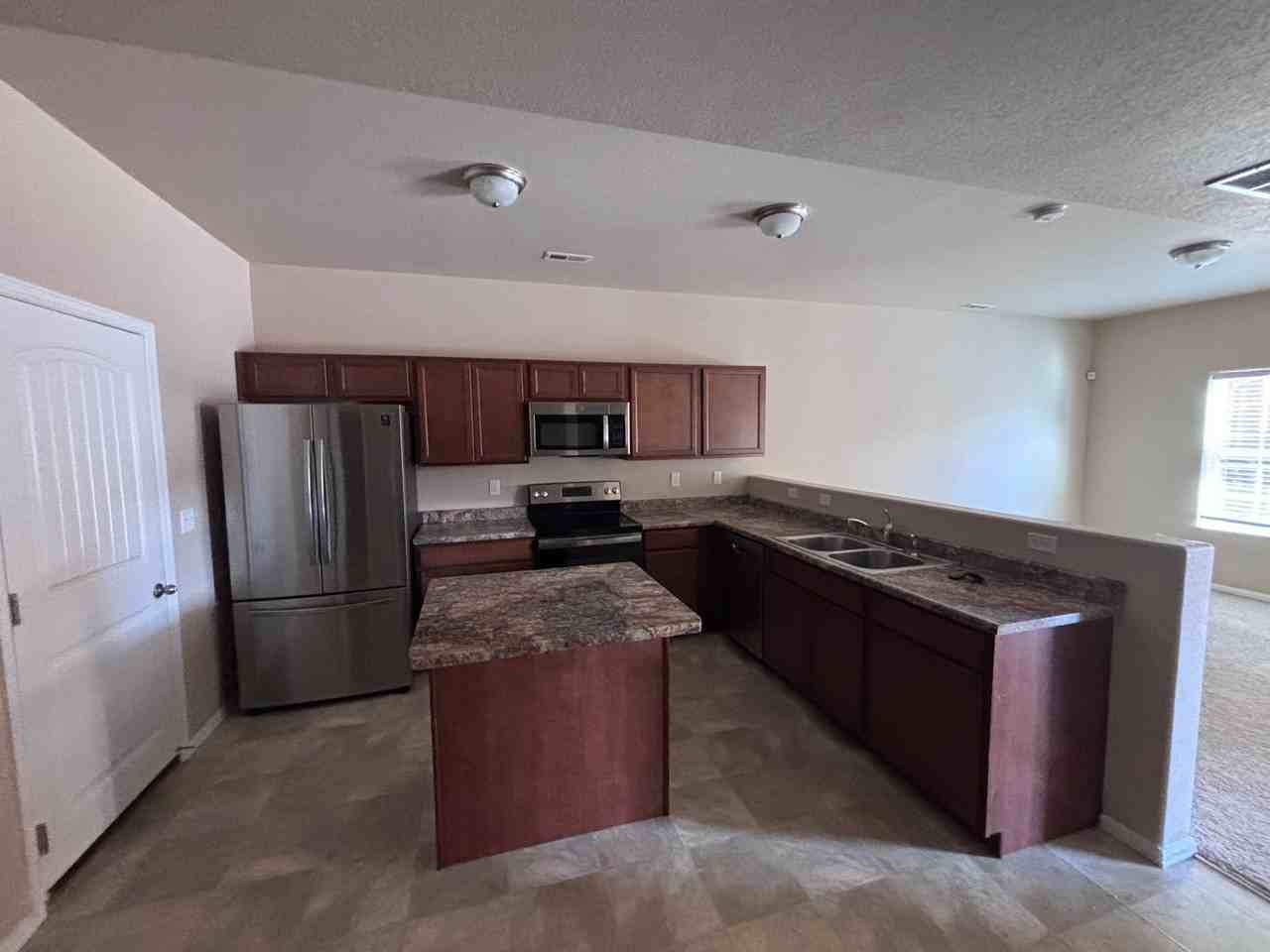 7617 Conifer Cone Grv - Photo 3 of 9