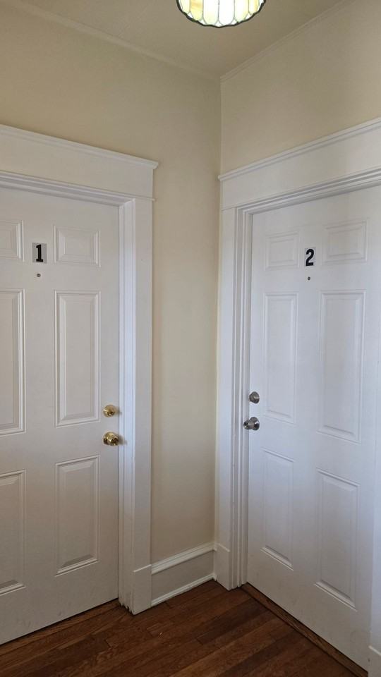 2607 N Franklin St - Photo 3 of 34