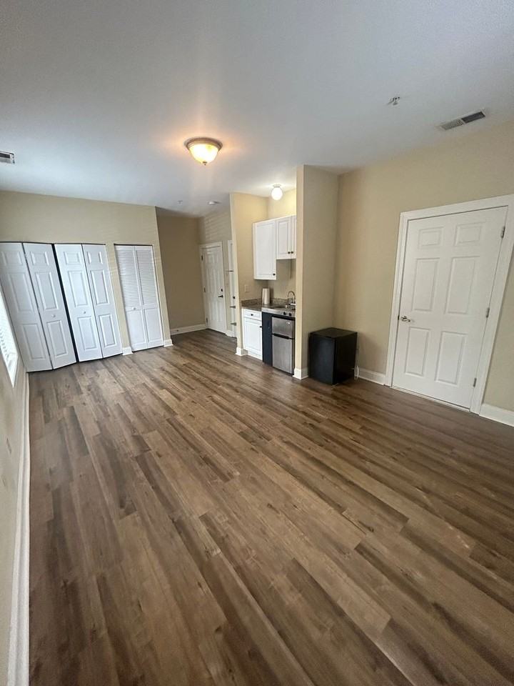 104 Cypress Point Ct - Photo 5 of 8