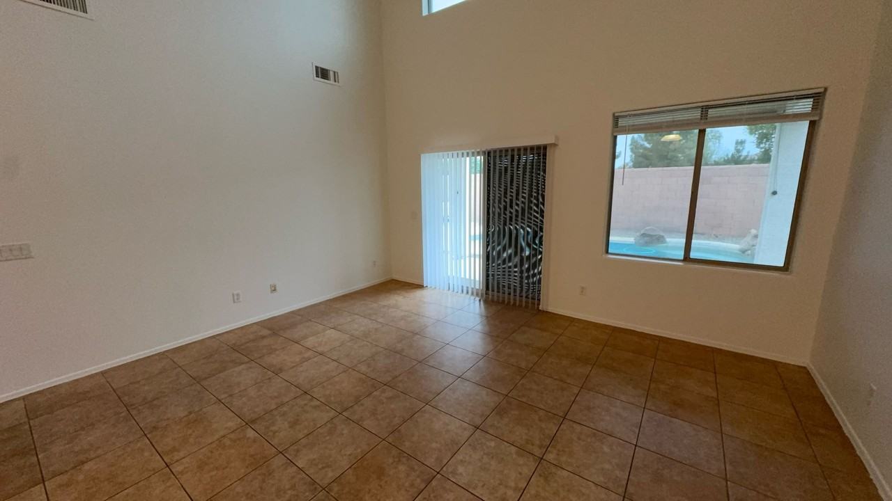 3860 S Coach House Dr - Photo 6 of 18