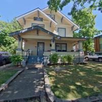 featured image of 715 E 16th Ave