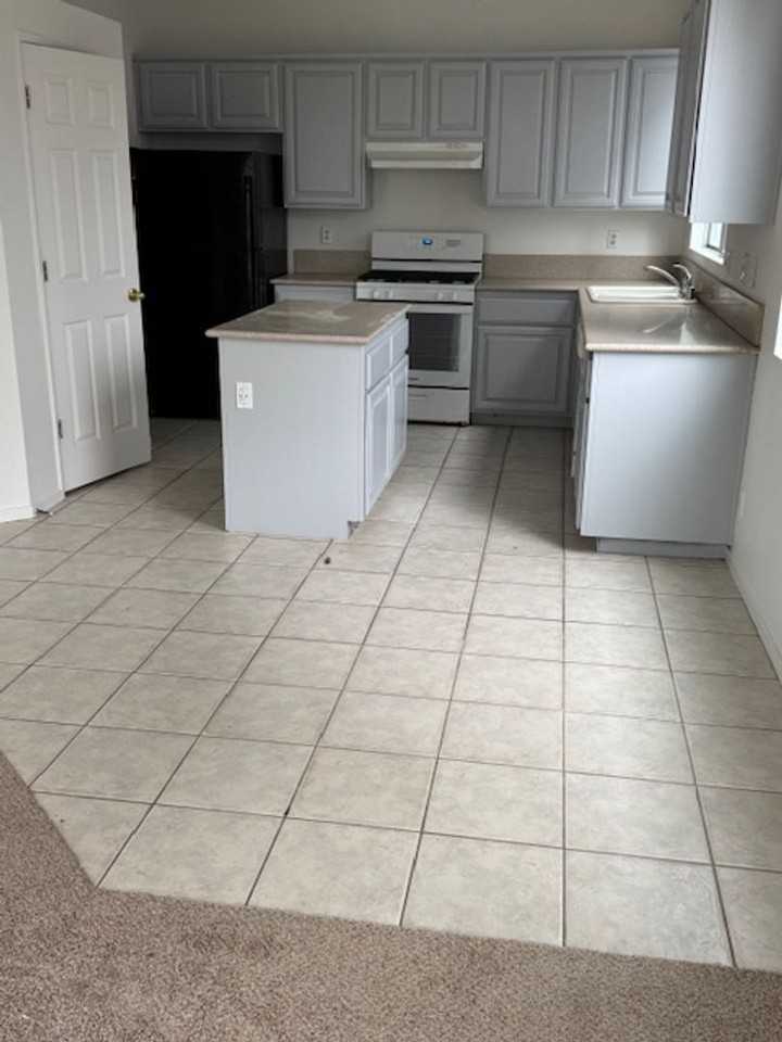 6540 Cowboy Way - Photo 6 of 13