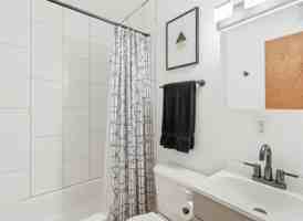 featured image of 233 233 - 239 Parkview Blvd