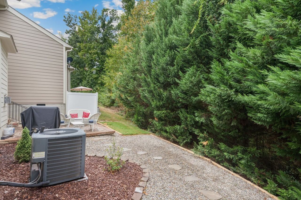 805 Transom View Way - Photo 2 of 3