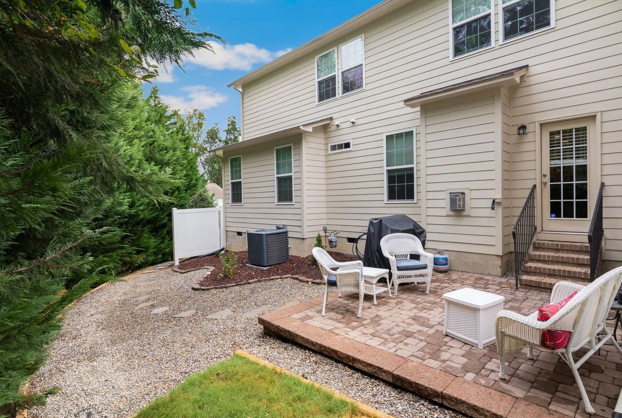 805 Transom View Way - Photo 3 of 3