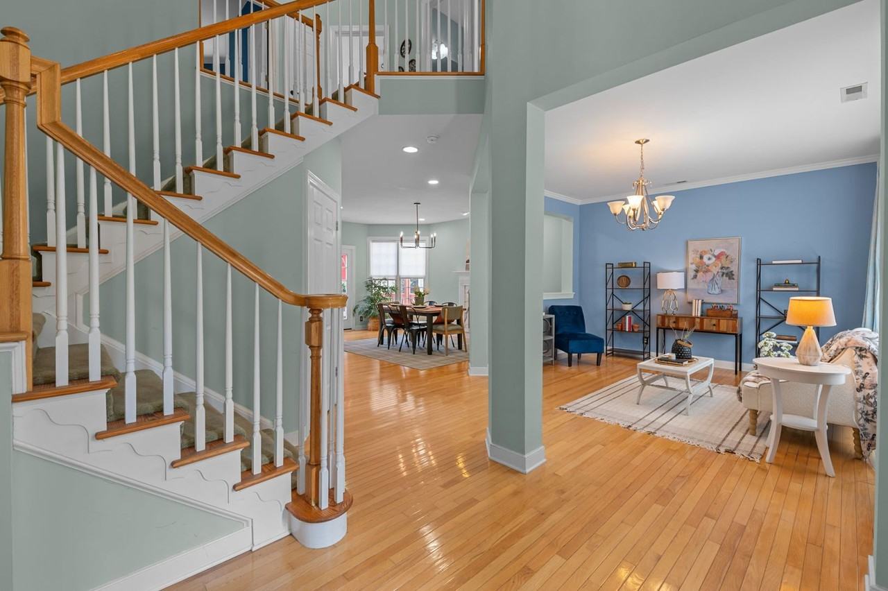 232 Suri Dr - Photo 2 of 47