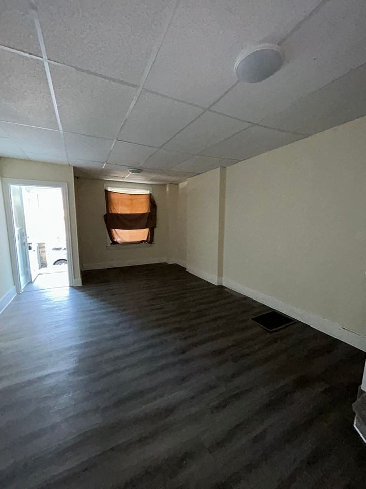 510 510 N Hermitage Ave new heat service owner responsible - Photo 6 of 27