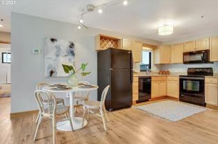 720 Nw Naito Pkwy - Photo 1 of 1