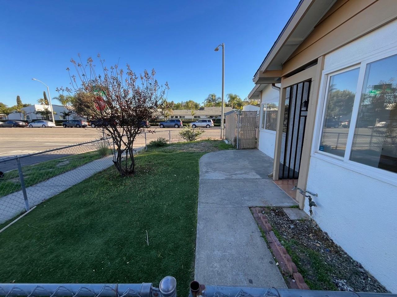 103 Greenview St - Photo 4 of 33