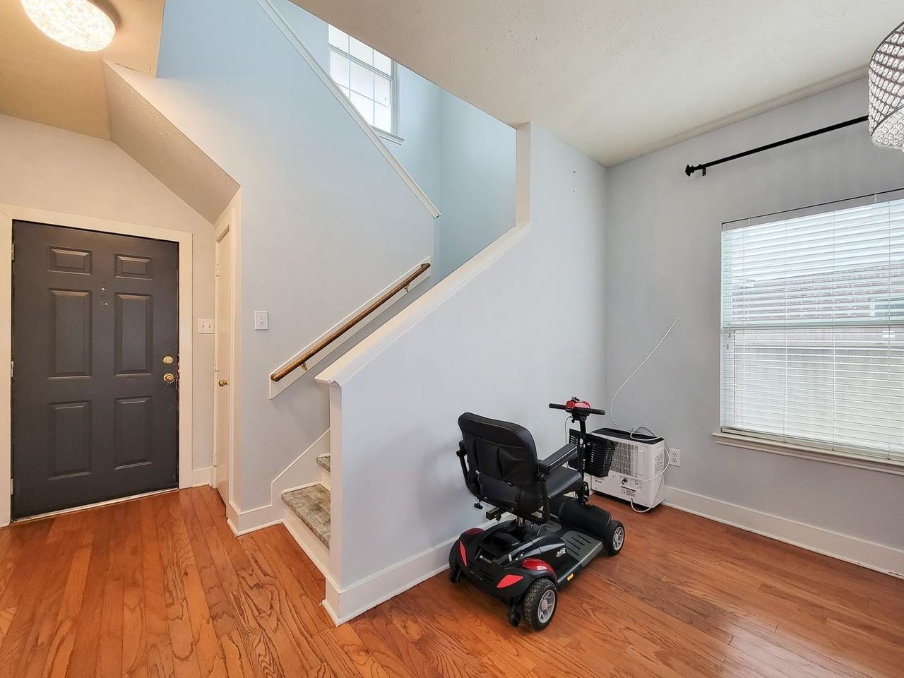 714 Yawl Ct - Photo 5 of 50