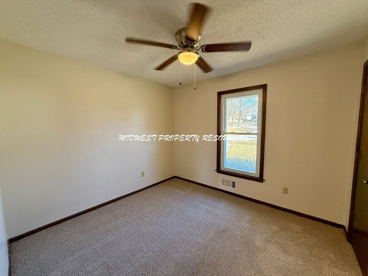 3506 Ne Grant St - Photo 7 of 21