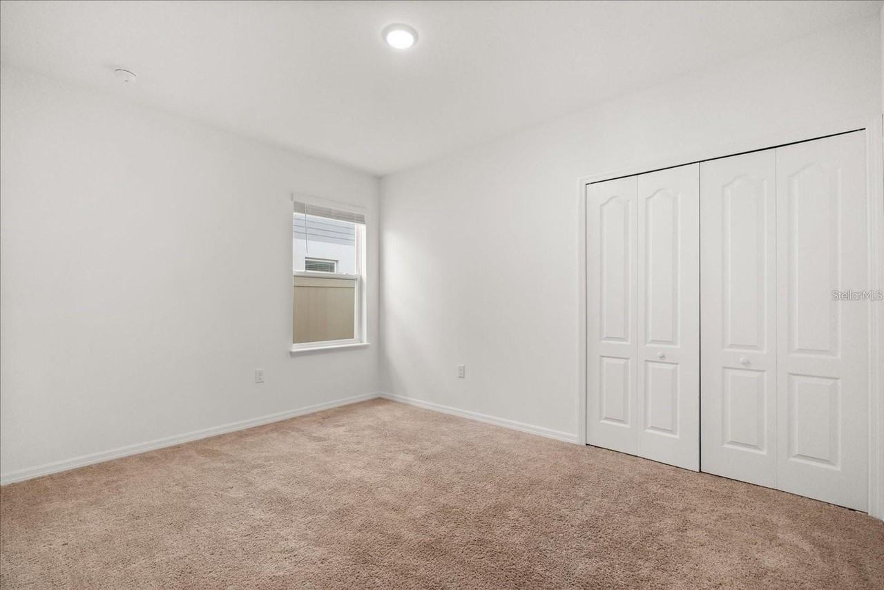 1436 Oak Marsh St - Photo 7 of 19