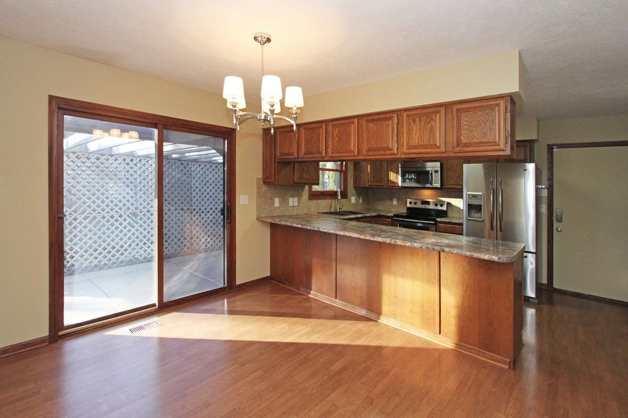 2401 Minuteman Dr - Photo 3 of 23