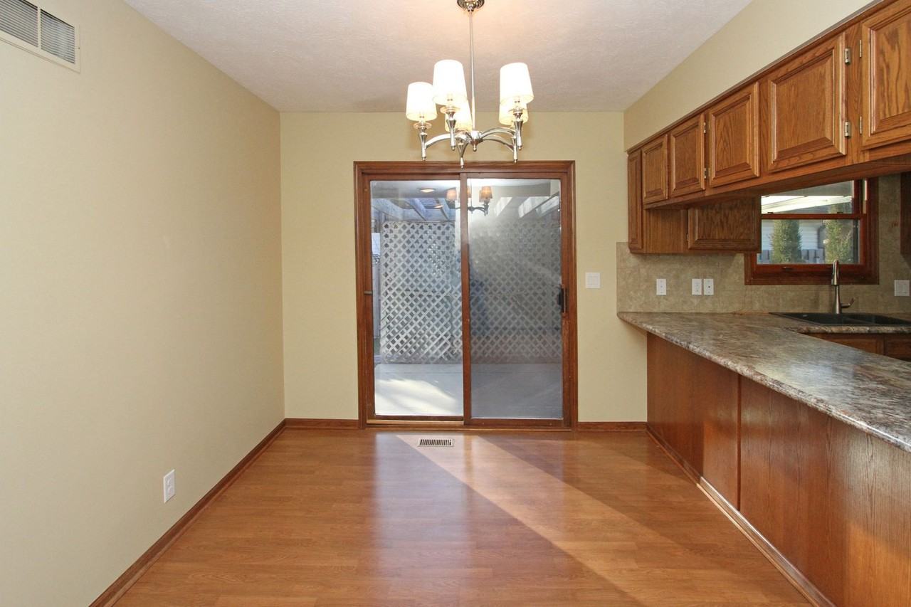 2401 Minuteman Dr - Photo 7 of 23