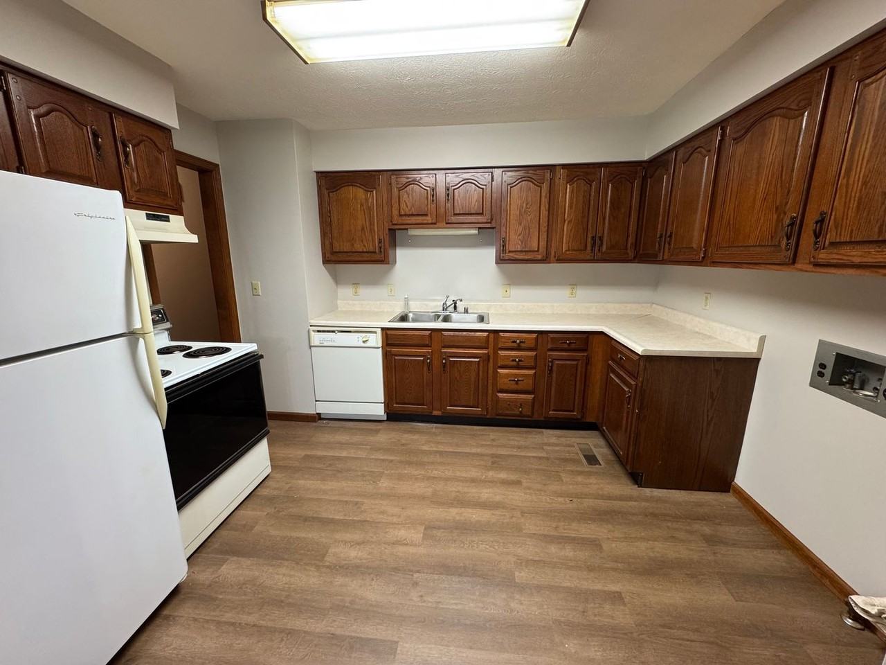 210 S Friendship Rd - Photo 7 of 17