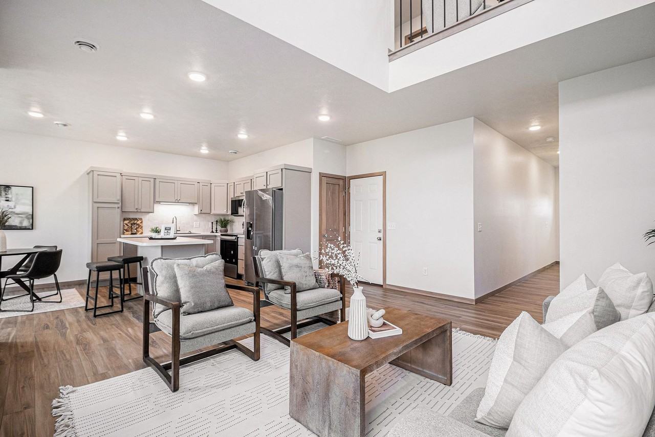 5702 E Avett Pl - Photo 6 of 26