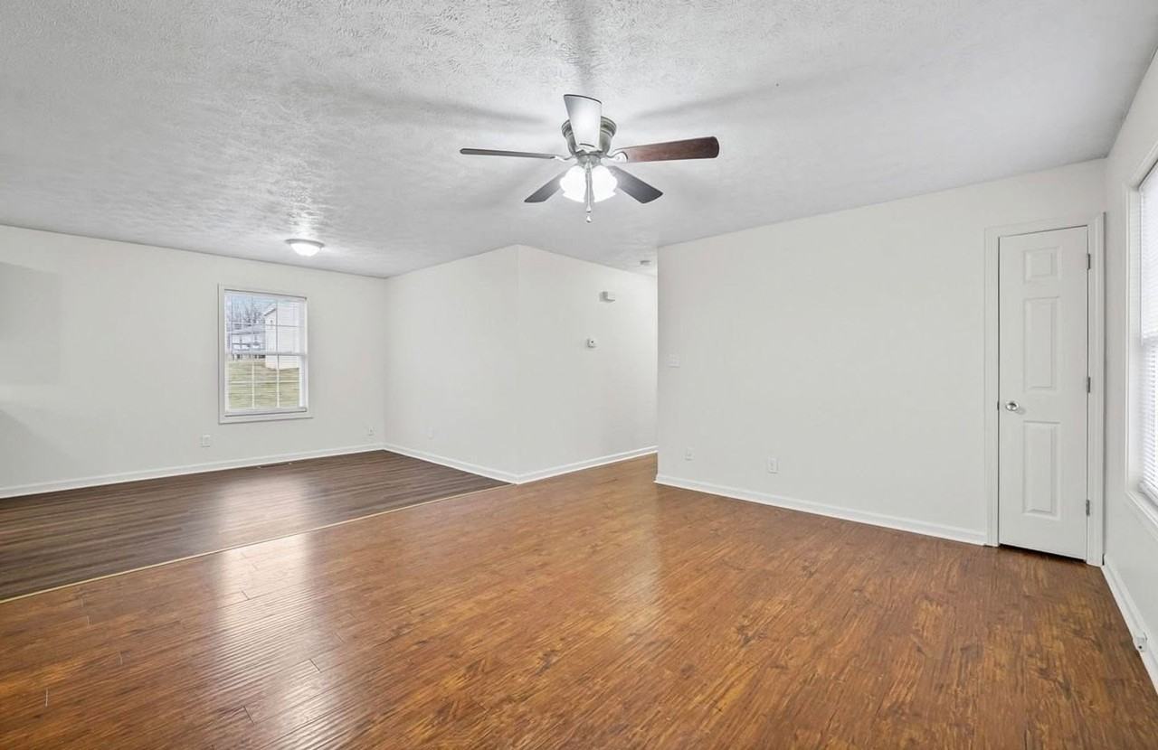 101 Avalon Blvd - Photo 7 of 26