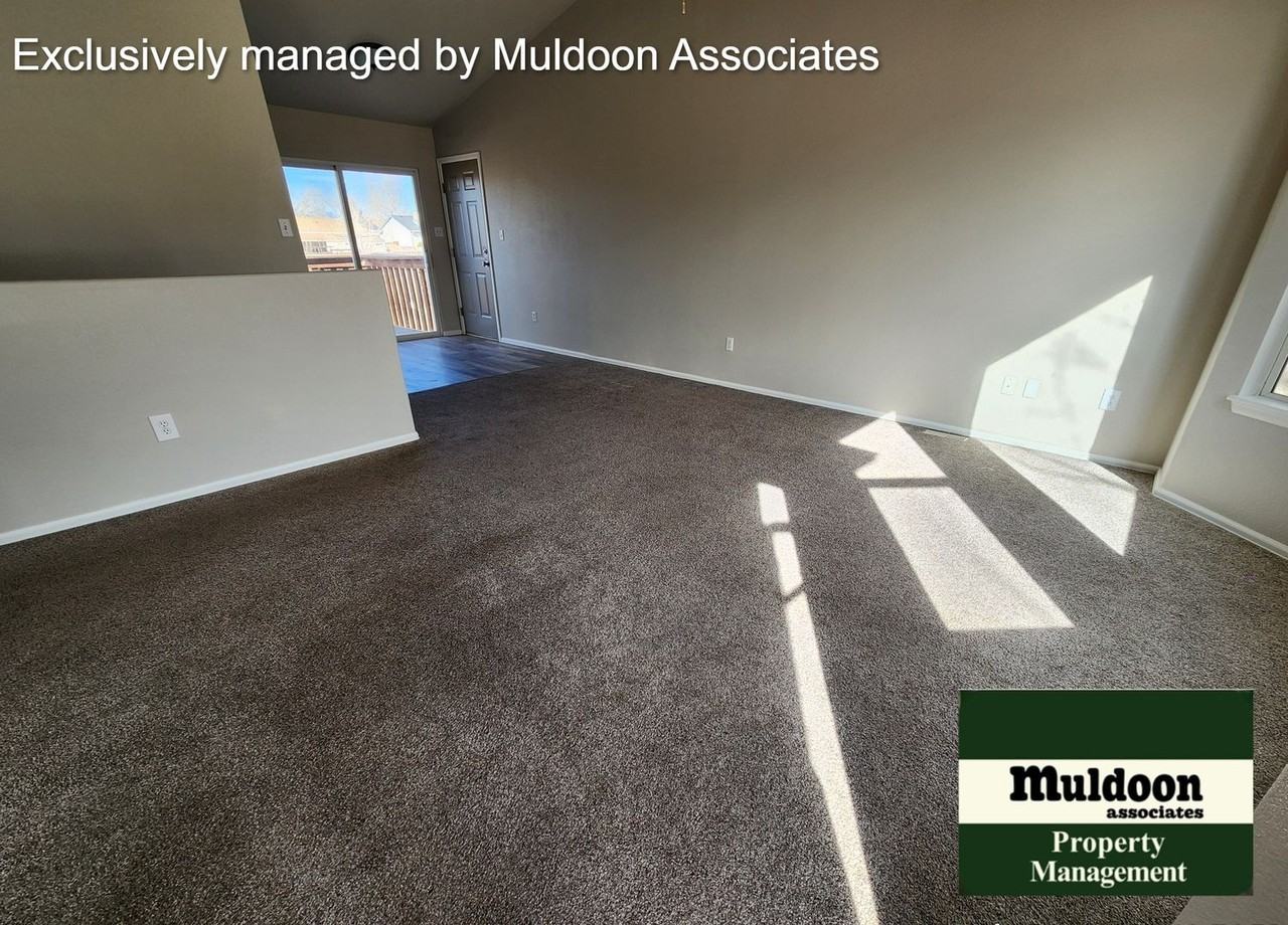 765 S Sterling Dr - Photo 4 of 12