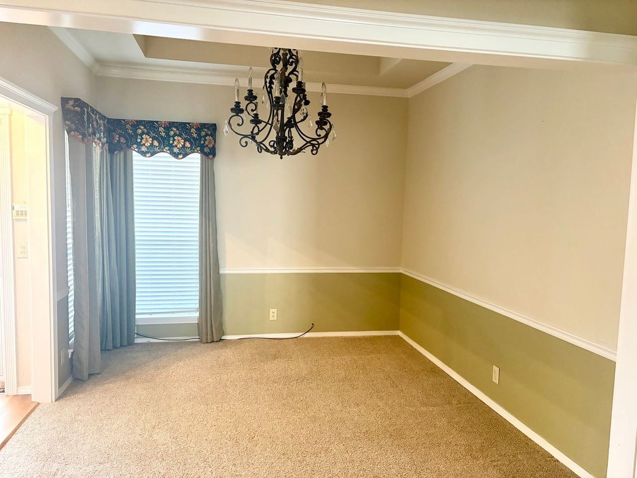 8913 E 100th Dr - Photo 2 of 15