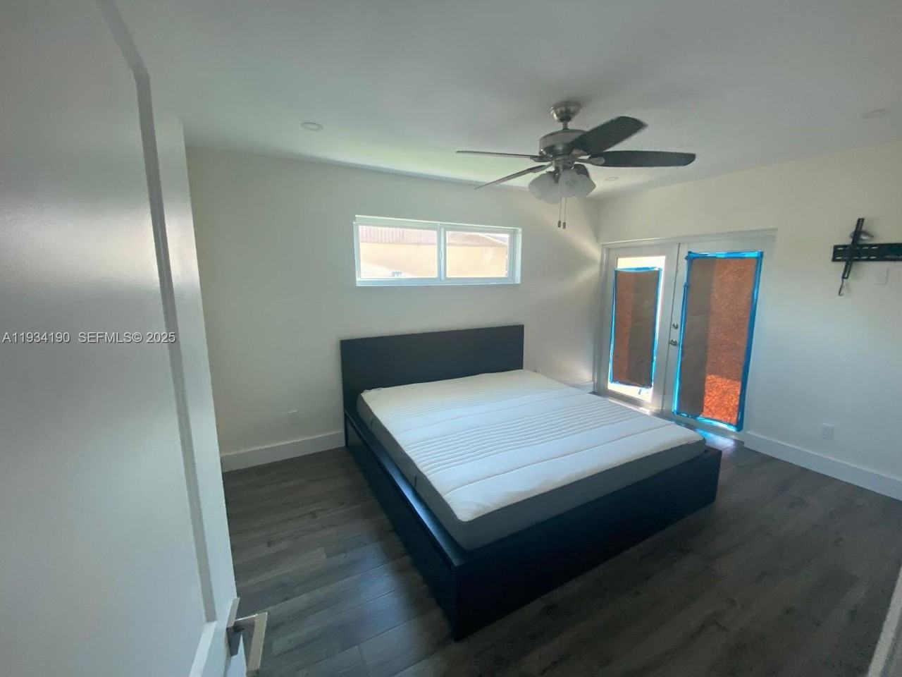 2100 Sw 100th Ave - Photo 7 of 10