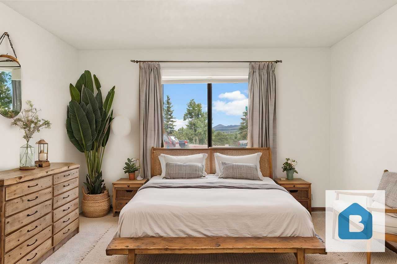 The Meadows - Photo 5 of 5