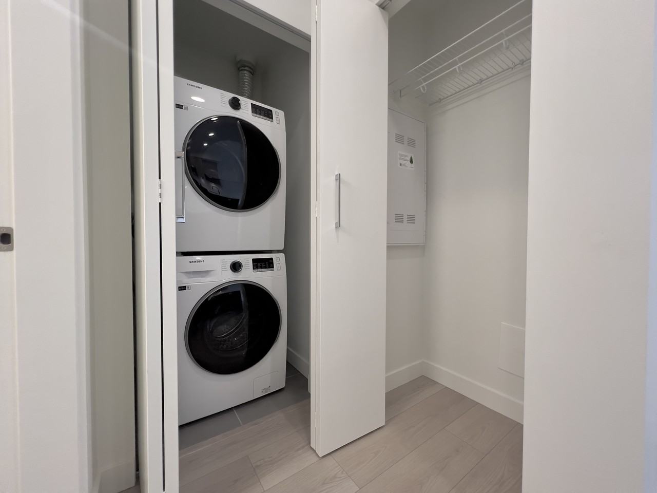 10777 138 Street #602 - Photo 5 of 24