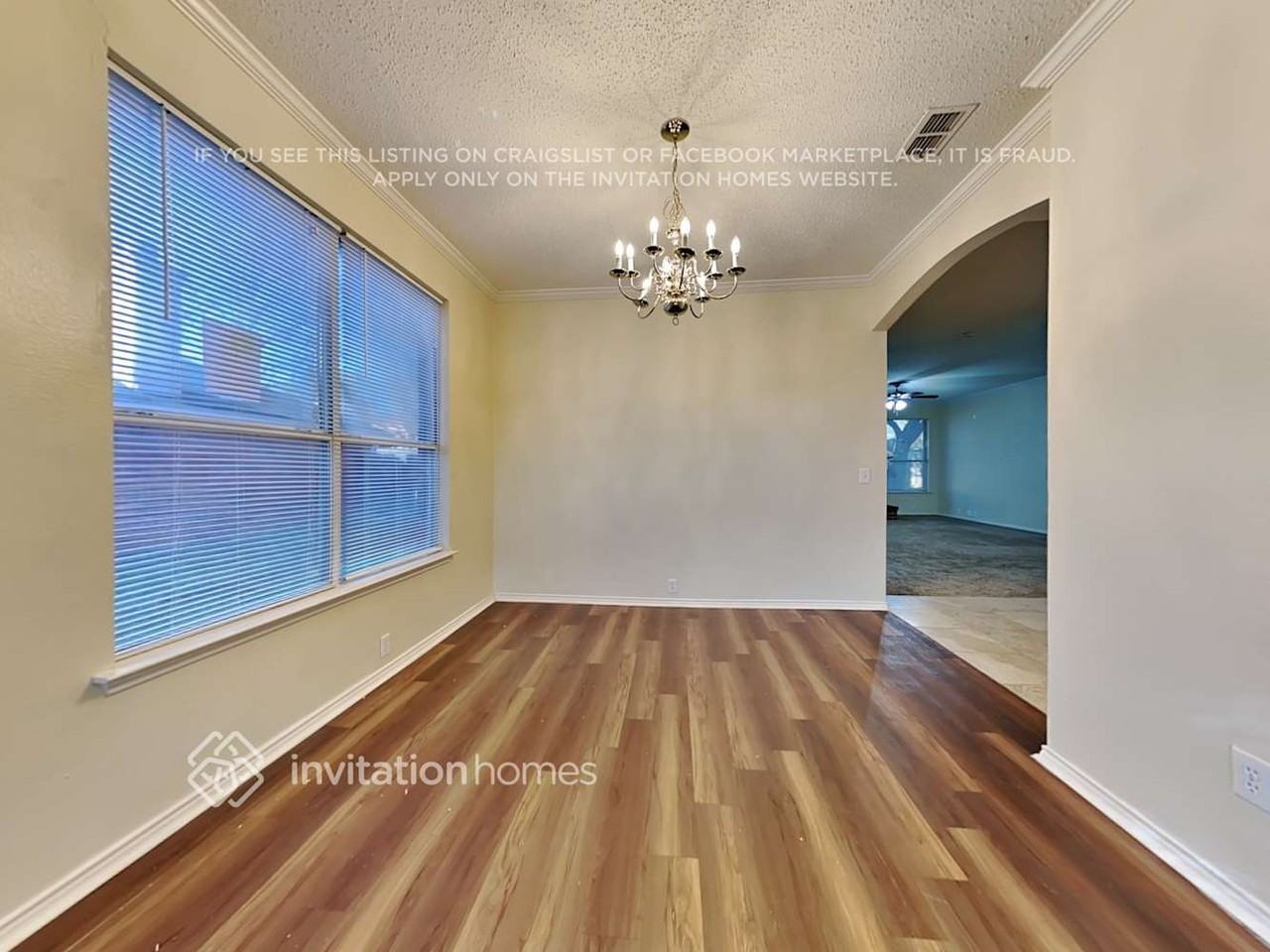 1900 Fairhaven Ct - Photo 7 of 22