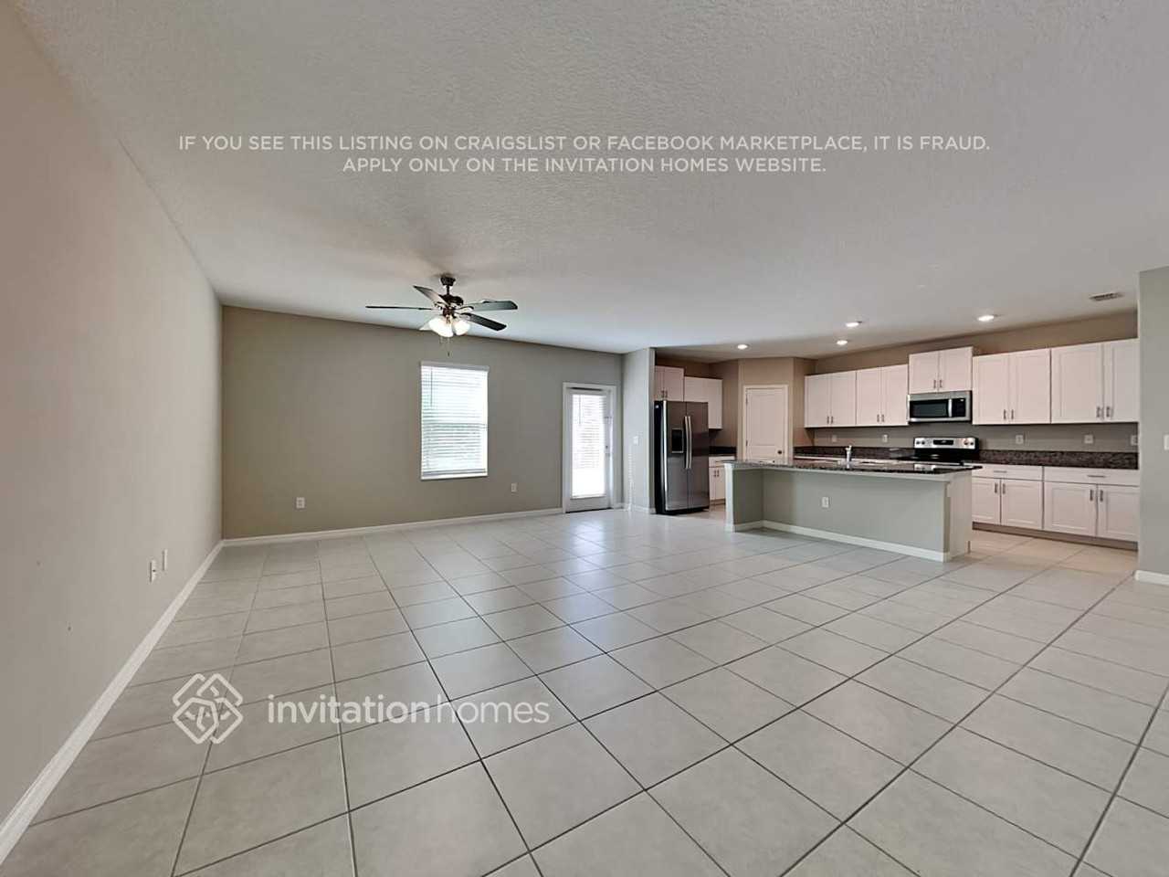 2381 Jungle Dr - Photo 4 of 23