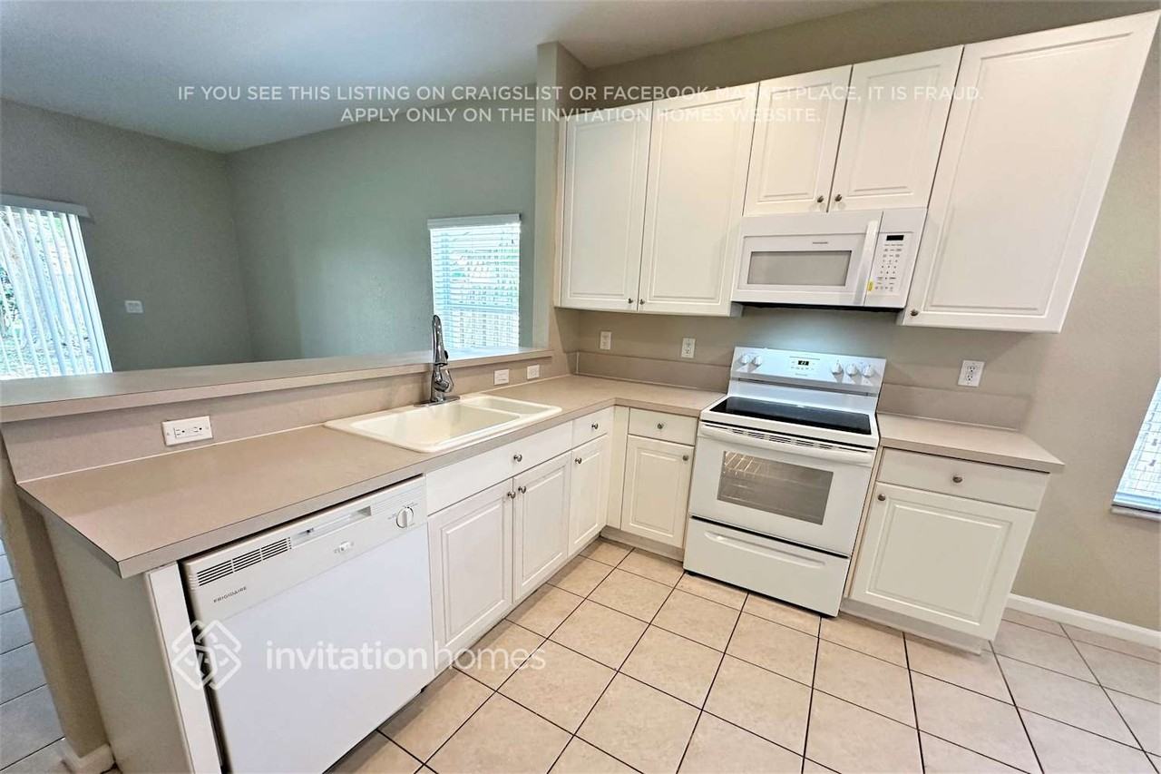 2188 Nw 72nd Ter - Photo 7 of 22