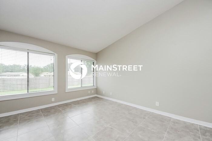 713 E Flag Way - Photo 3 of 16