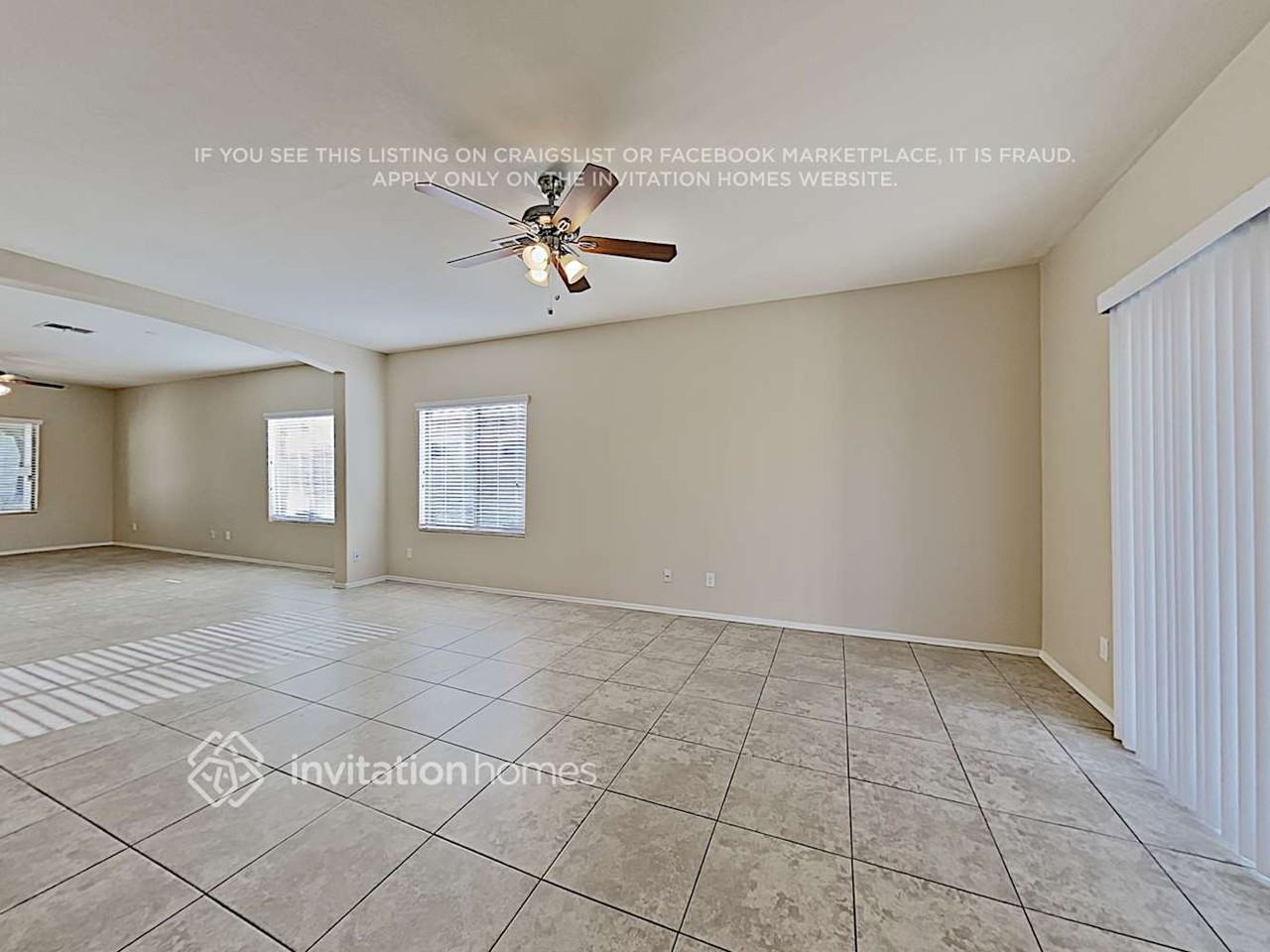 17755 W Maui Ln - Photo 5 of 16